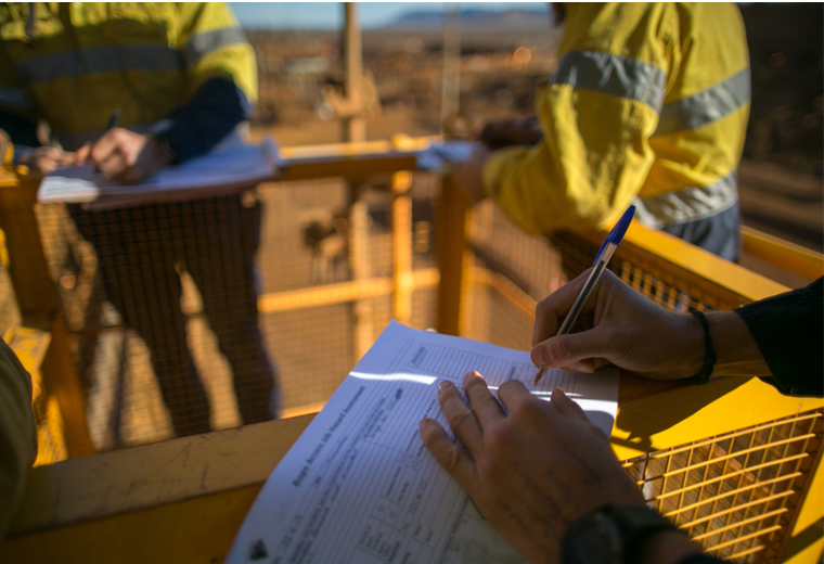 Difference between Risk Management and OHS Risks summary image